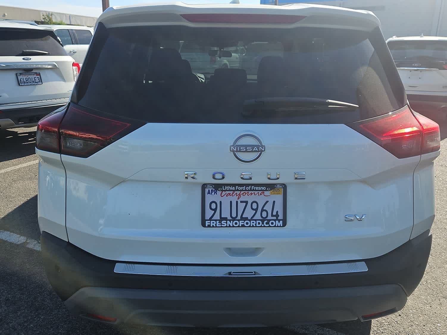 Used 2022 Nissan Rogue SV FWD image 7