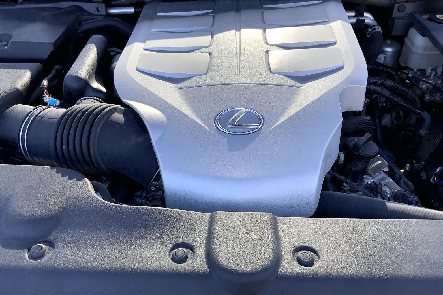 Used 2021 Lexus GX 460 Premium w/ Premium Package AWD/4WD image 32