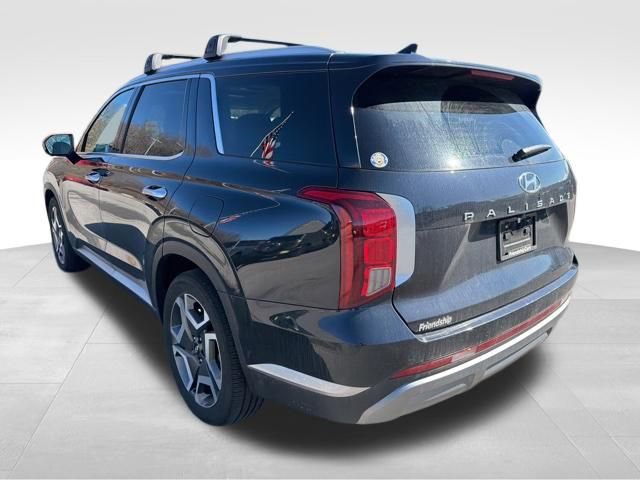 Used 2024 Hyundai Palisade SEL w/ Premium Package image 2
