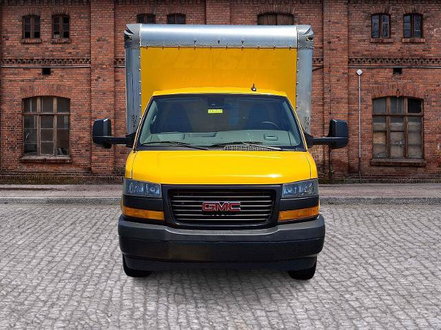 Used 2022 GMC Savana 3500 Extended w/ Power Convenience Package RWD image 2