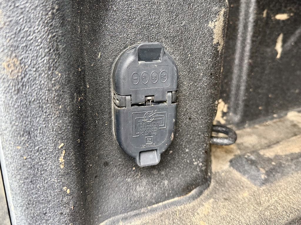 Used 2024 Chevrolet Silverado 2500 LTZ w/ LTZ Premium Package image 17