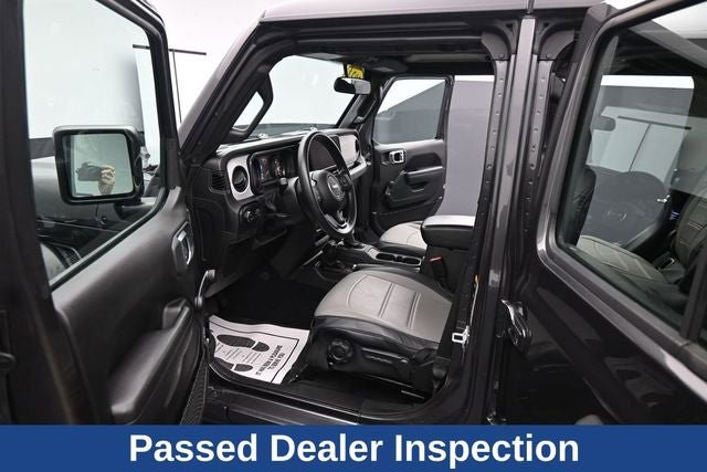 Used 2024 Jeep Gladiator Sport AWD/4WD image 18