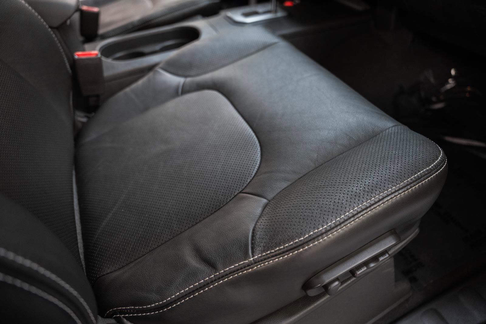 Used 2021 Nissan Frontier PRO-4X w/ Pro-4x Utility Package AWD/4WD image 40