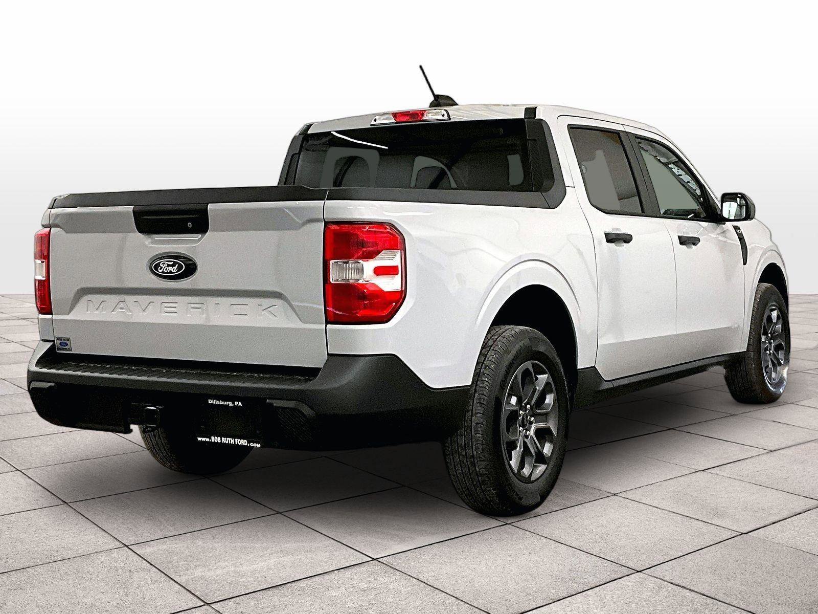 Certified 2025 Ford Maverick XLT w/ XLT Luxury Package FWD image 11