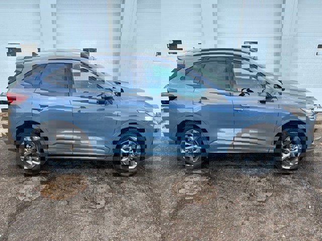 Certified 2024 Ford Escape ST-Line image 2