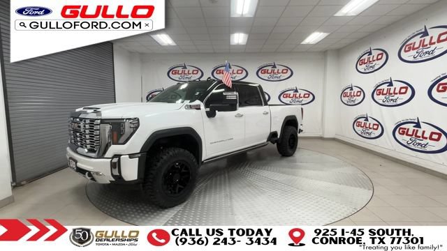 Used 2024 GMC Sierra 2500 Denali w/ Denali Reserve Package AWD/4WD image 4