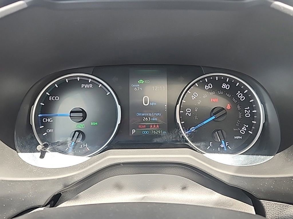 Used 2020 Toyota RAV4 XLE w/ Convenience Package AWD/4WD image 13