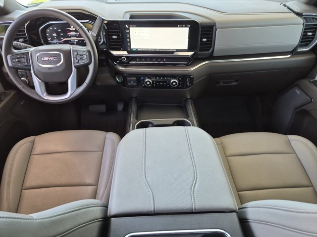 Used 2024 GMC Sierra 2500 SLT w/ SLT Premium Package AWD/4WD image 31
