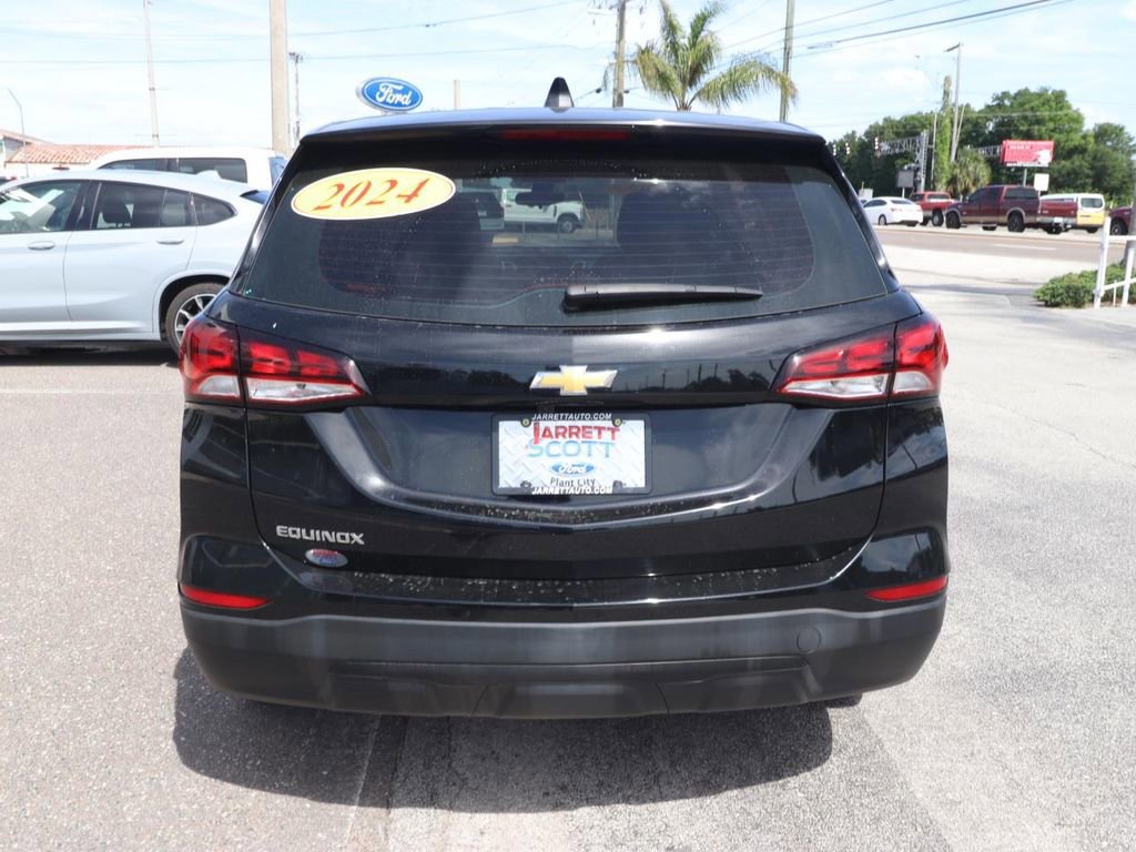 Used 2024 Chevrolet Equinox LS image 4
