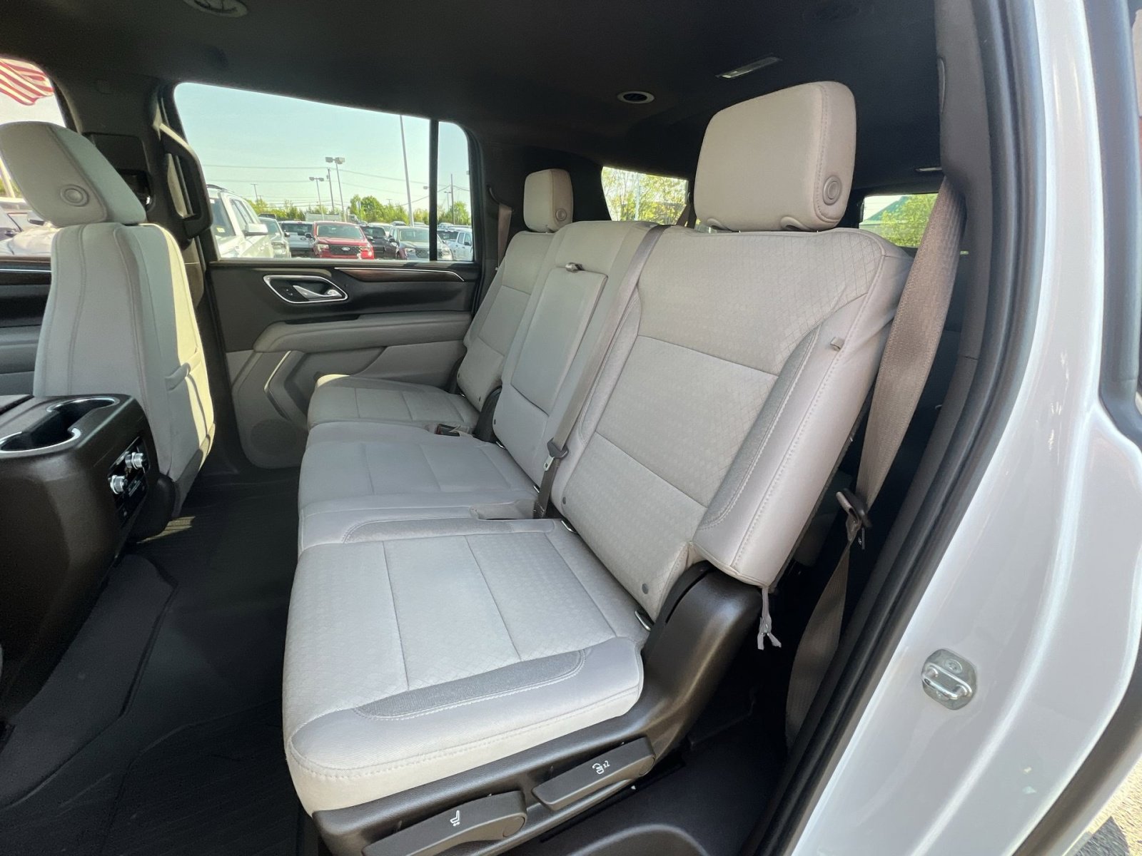 Used 2021 GMC Yukon XL SLE AWD/4WD image 31