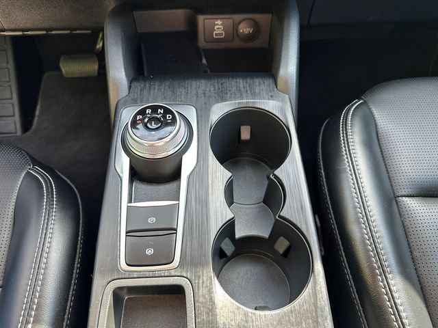 Certified 2025 Ford Escape Platinum AWD/4WD image 36