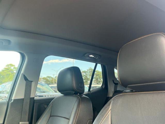 Used 2019 GMC Terrain SLT w/ Preferred Package image 10