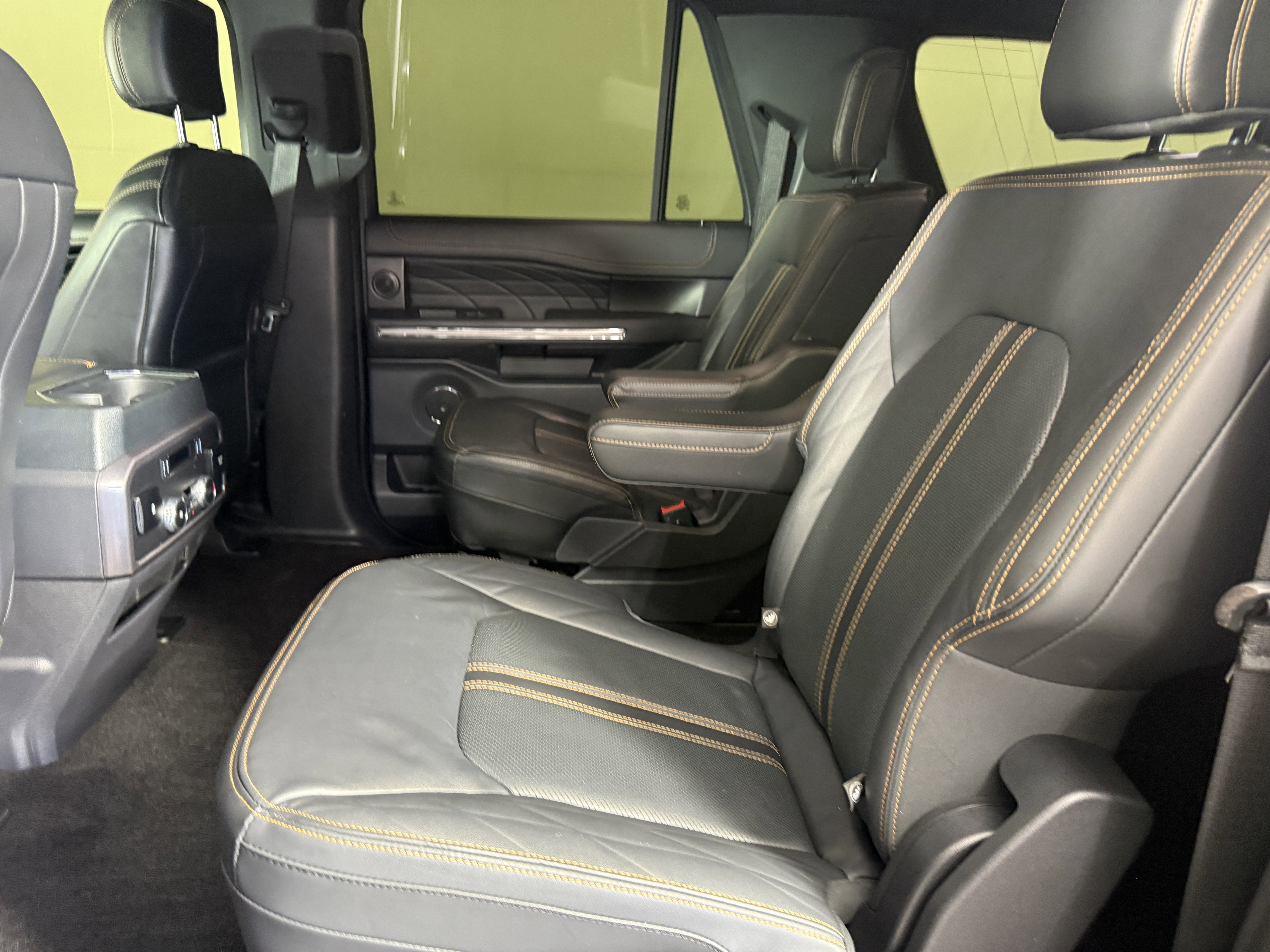 Certified 2022 Ford Expedition Max Platinum AWD/4WD image 8