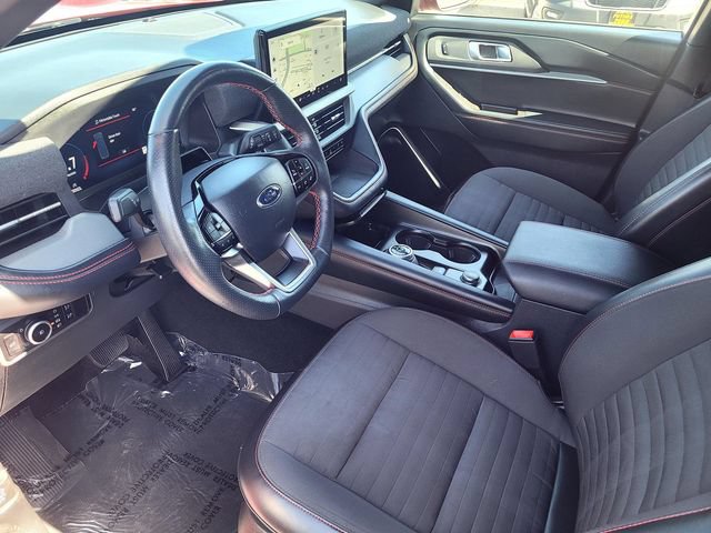 Certified 2025 Ford Explorer ST-Line AWD/4WD image 10