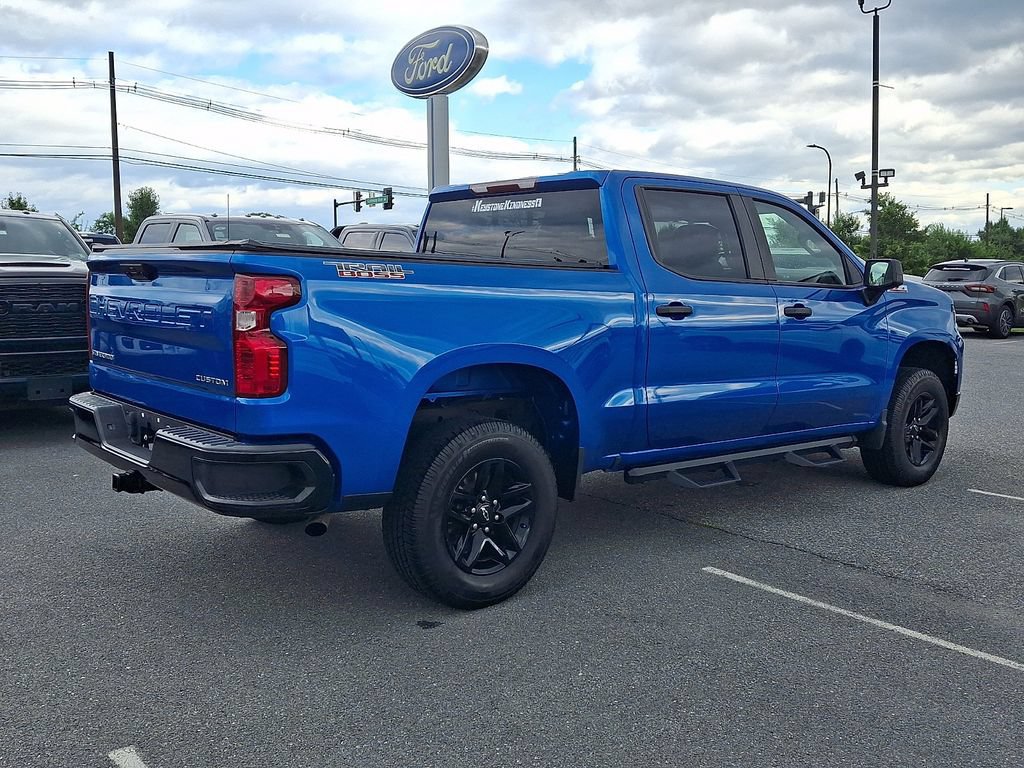 Used 2022 Chevrolet Silverado 1500 Custom Trail Boss AWD/4WD image 6