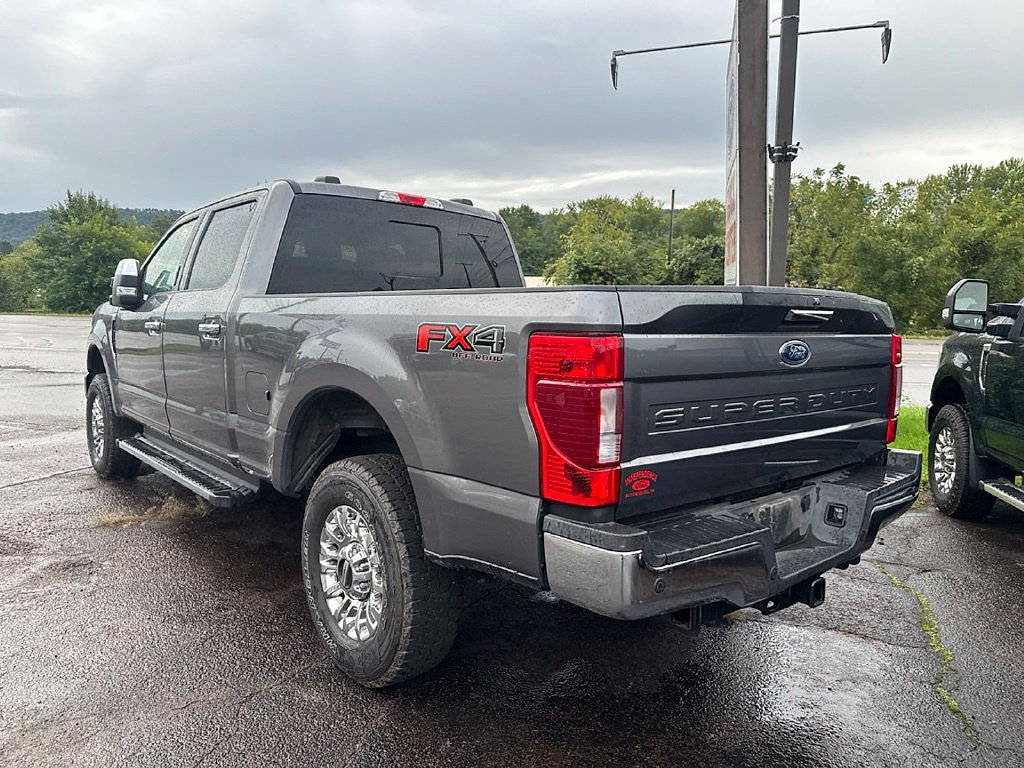 Certified 2021 Ford F250 XLT w/ XLT Premium Package AWD/4WD image 4