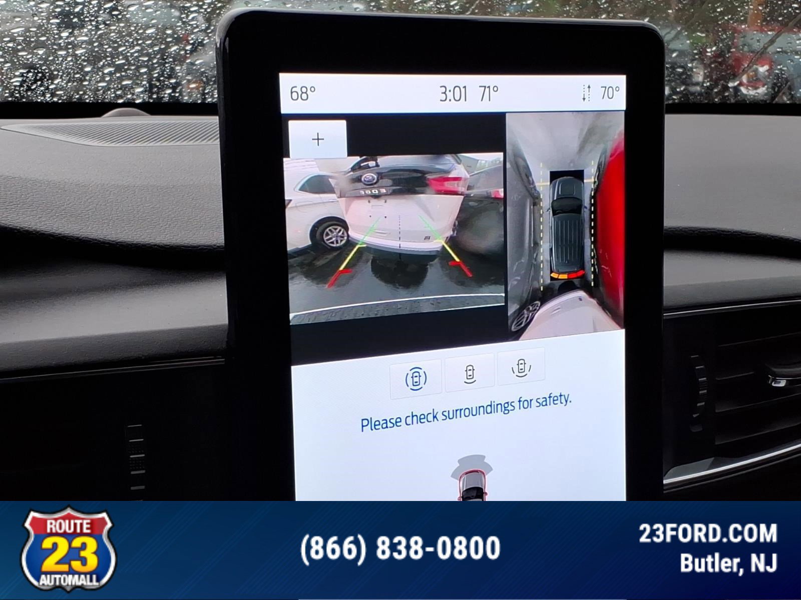 Certified 2023 Ford Explorer Limited w/ Limited Technology Package AWD/4WD image 17