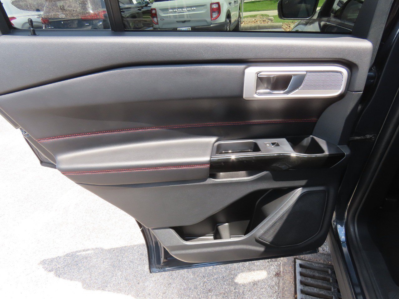 Certified 2022 Ford Explorer ST-Line RWD image 20