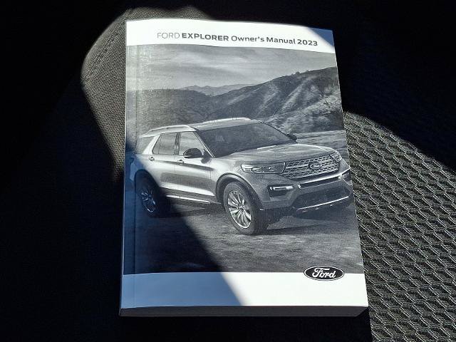 Certified 2023 Ford Explorer XLT w/ Class IV Trailer Tow Package AWD/4WD image 26