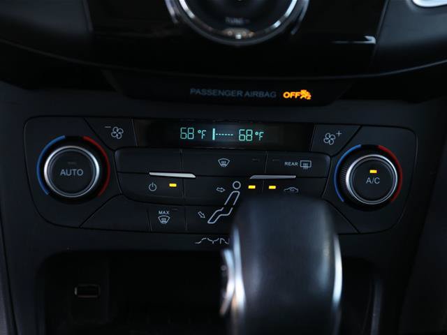 Certified 2018 Ford Focus SEL FWD image 36