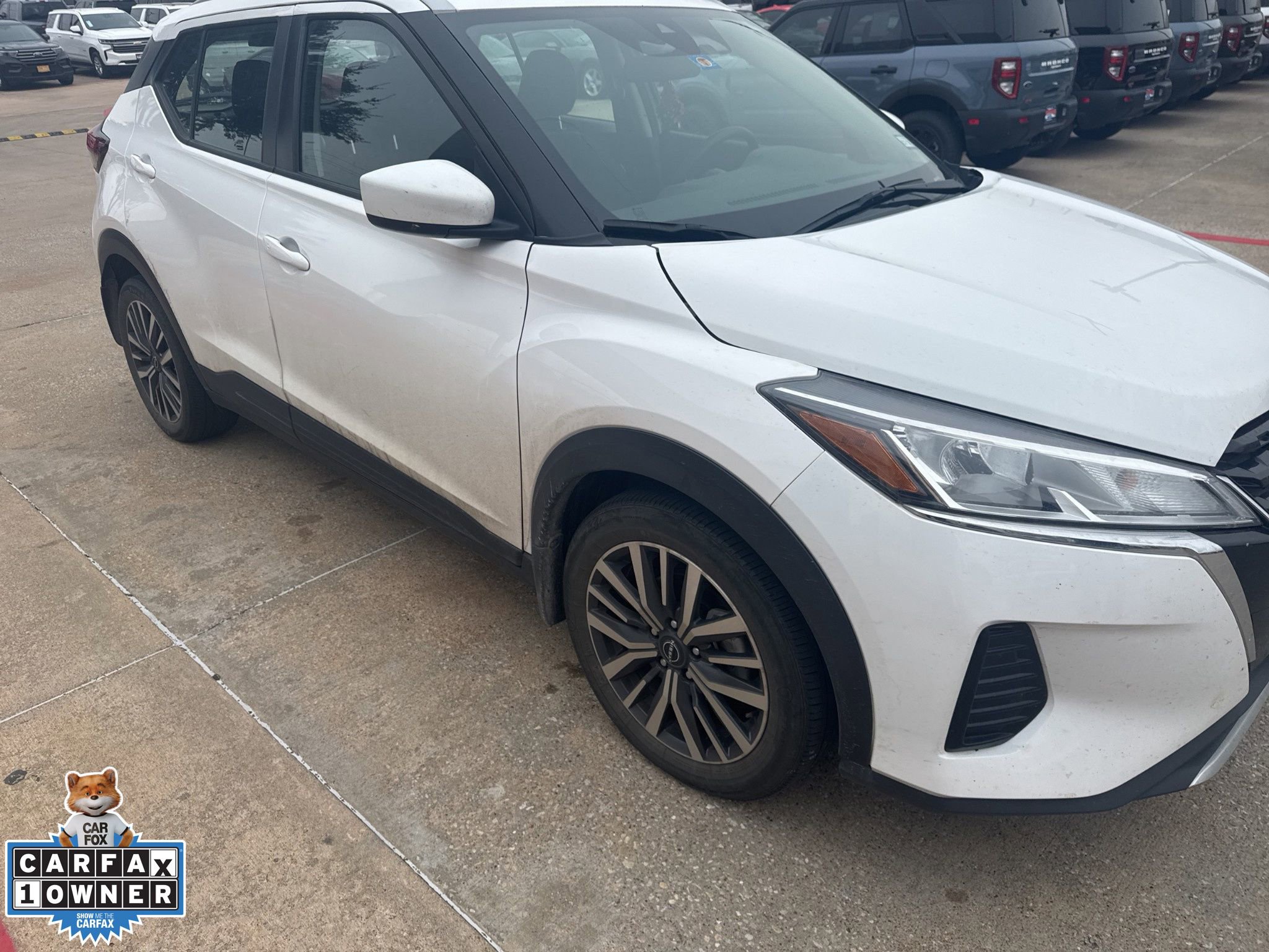 Used 2022 Nissan Kicks SV image 9