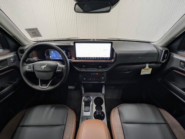 Certified 2026 Ford Bronco Sport Outer Banks w/ Outer Banks Tech Package+ AWD/4WD image 3