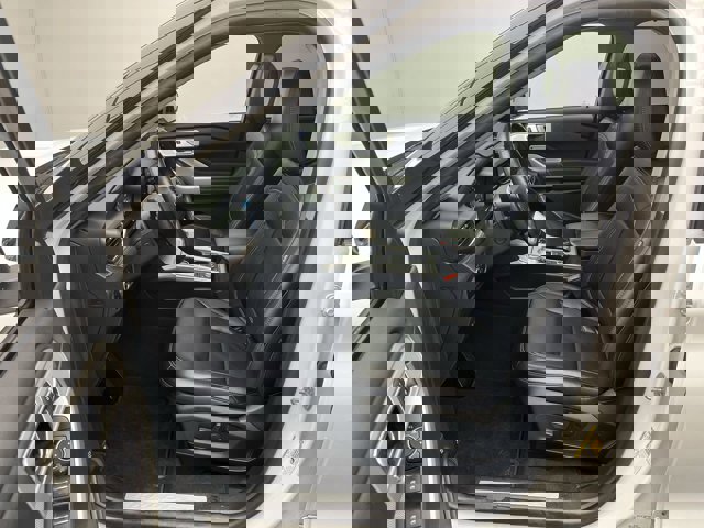 Certified 2023 Ford Explorer Limited w/ Limited Technology Package image 2