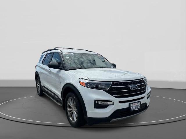 Certified 2021 Ford Explorer XLT w/ Equipment Group 202A AWD/4WD image 4