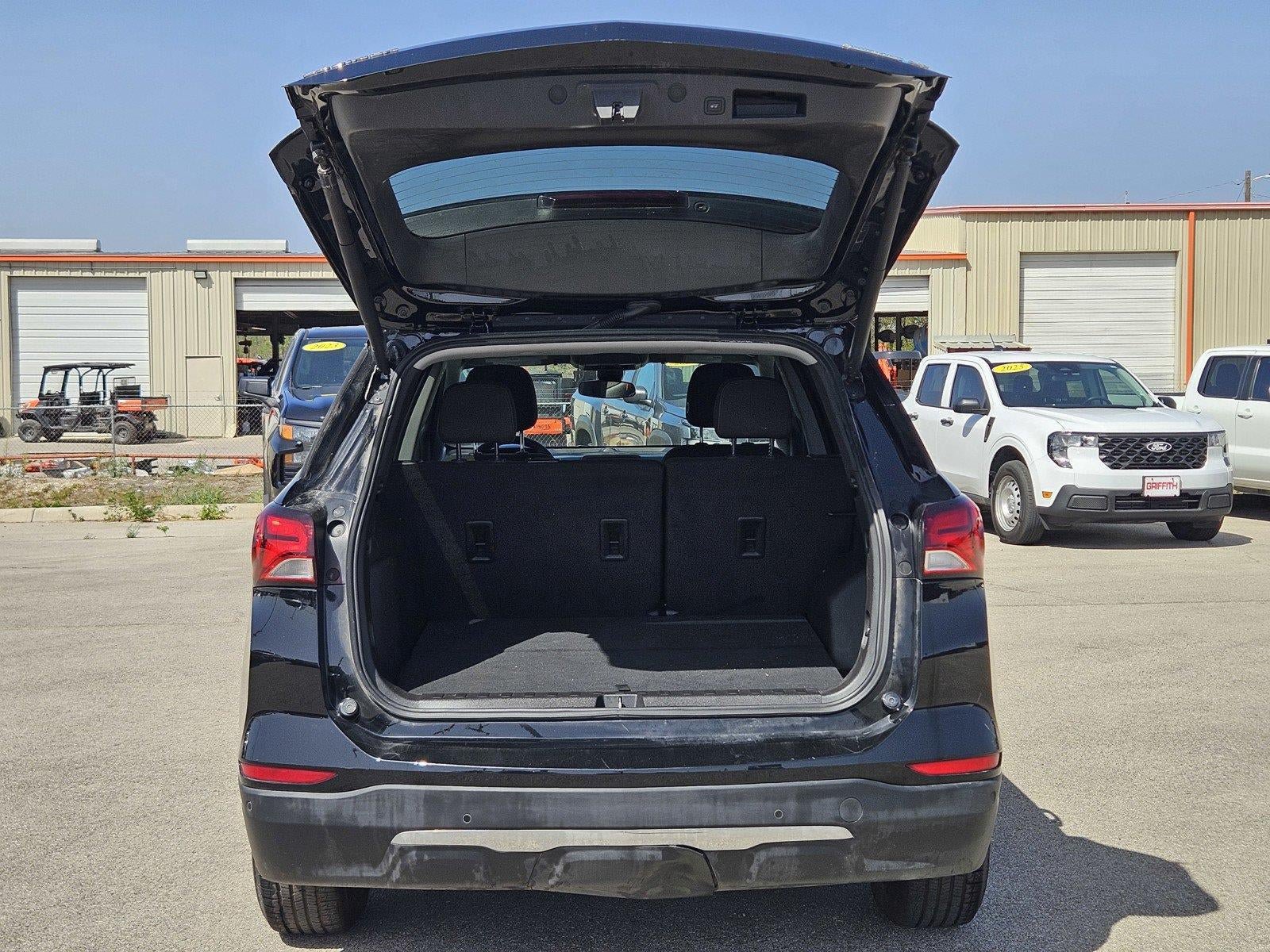 Used 2024 Chevrolet Equinox LT FWD image 9