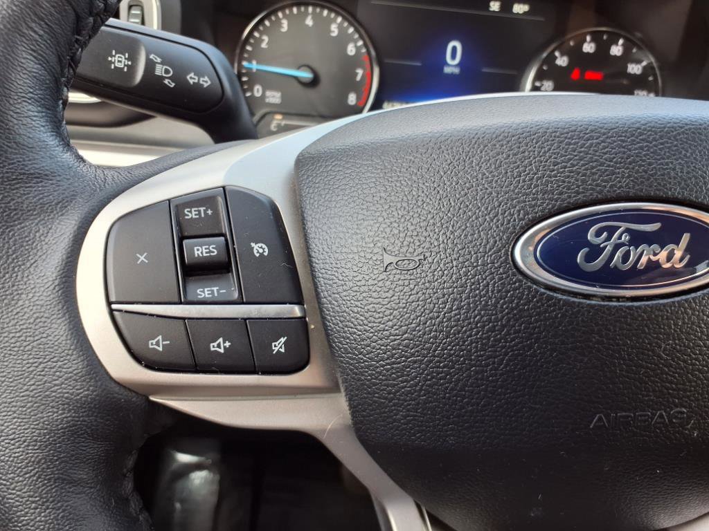 Certified 2022 Ford Explorer XLT w/ Equipment Group 202A image 17