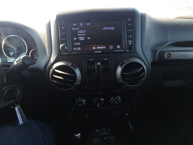 Used 2018 Jeep Wrangler Sport image 20