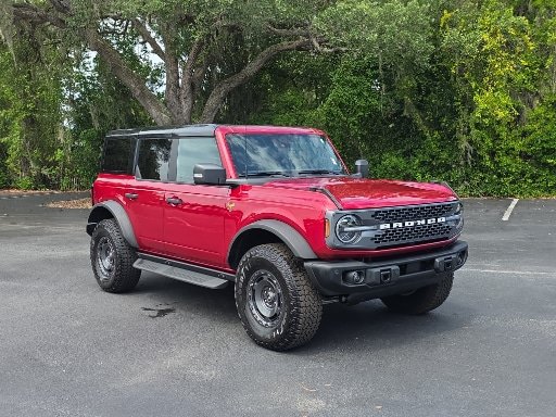 Certified 2025 Ford Bronco Badlands AWD/4WD image 9