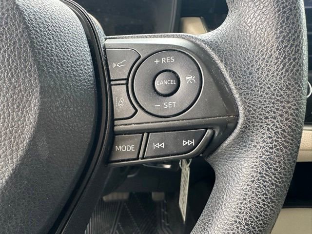 Used 2020 Toyota Corolla LE FWD image 21
