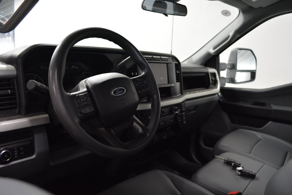 Certified 2023 Ford F250 XL w/ XL Off-Road Package AWD/4WD image 10