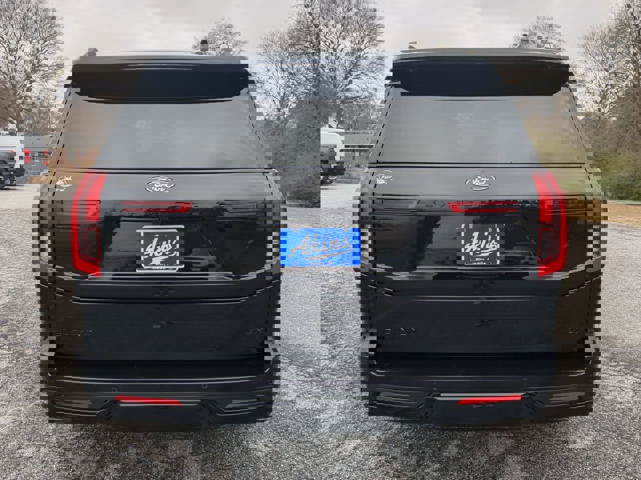 Certified 2025 Ford Expedition Max Platinum w/ Stealth Appearance Package image 3