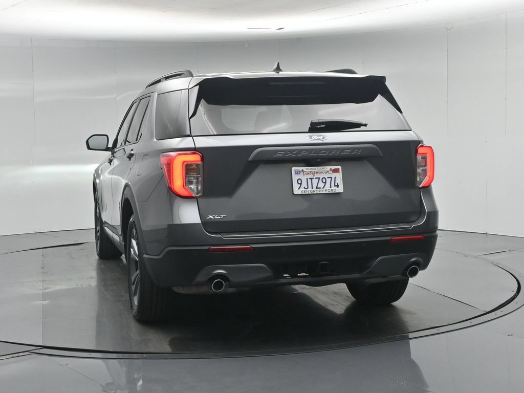 Certified 2023 Ford Explorer XLT w/ Equipment Group 202A RWD image 33