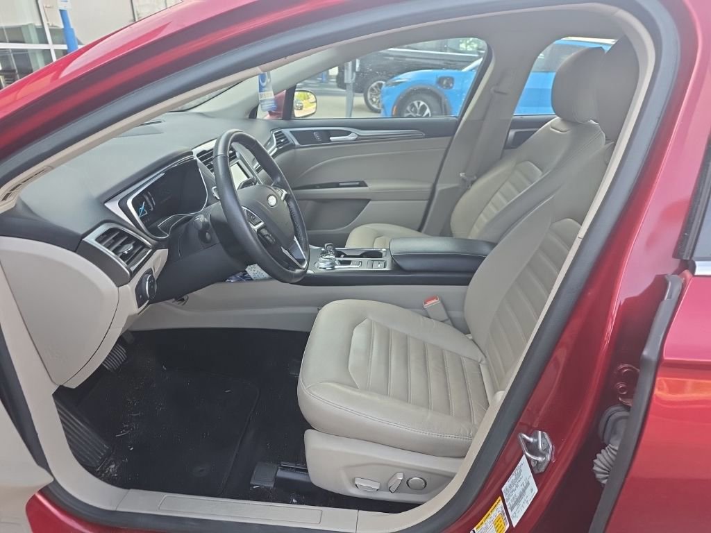 Certified 2017 Ford Fusion Energi SE image 10