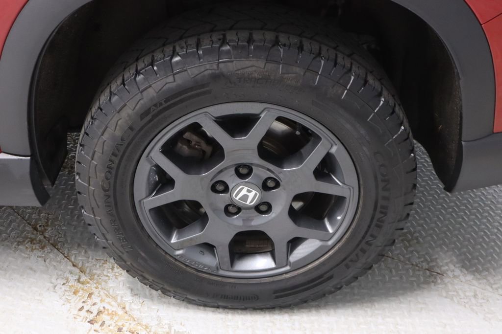 Used 2025 Honda Pilot TrailSport image 19