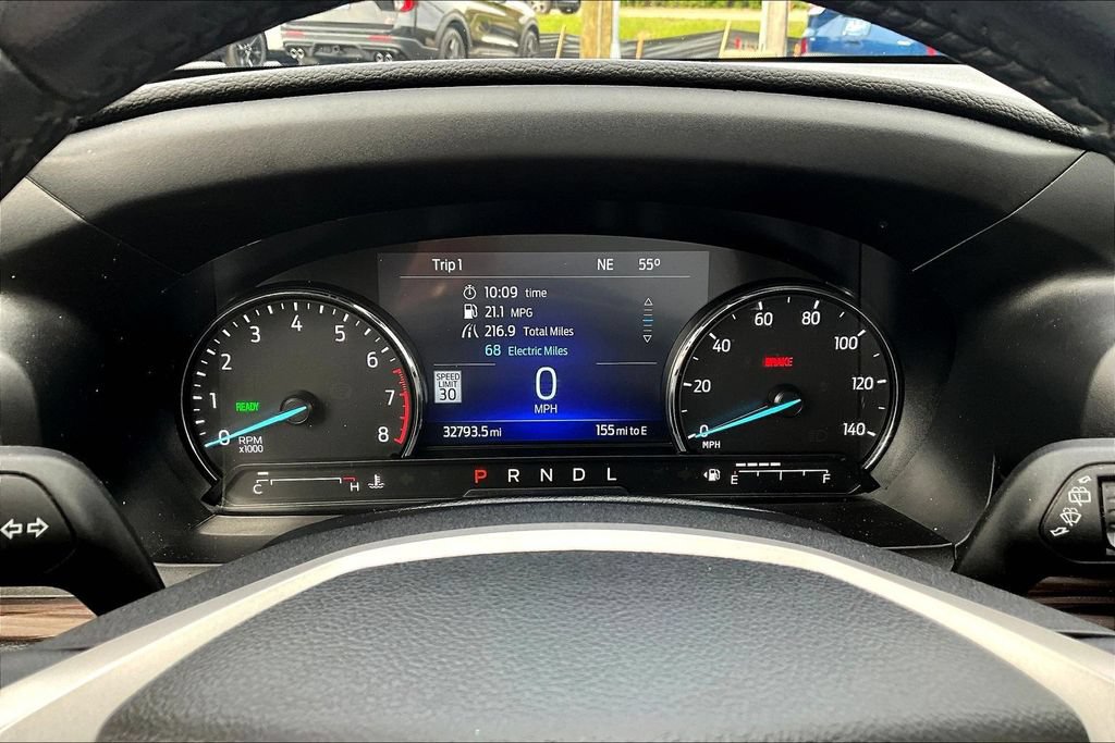 Certified 2023 Ford Explorer Limited w/ Hybrid Equipment Group 310A AWD/4WD image 16