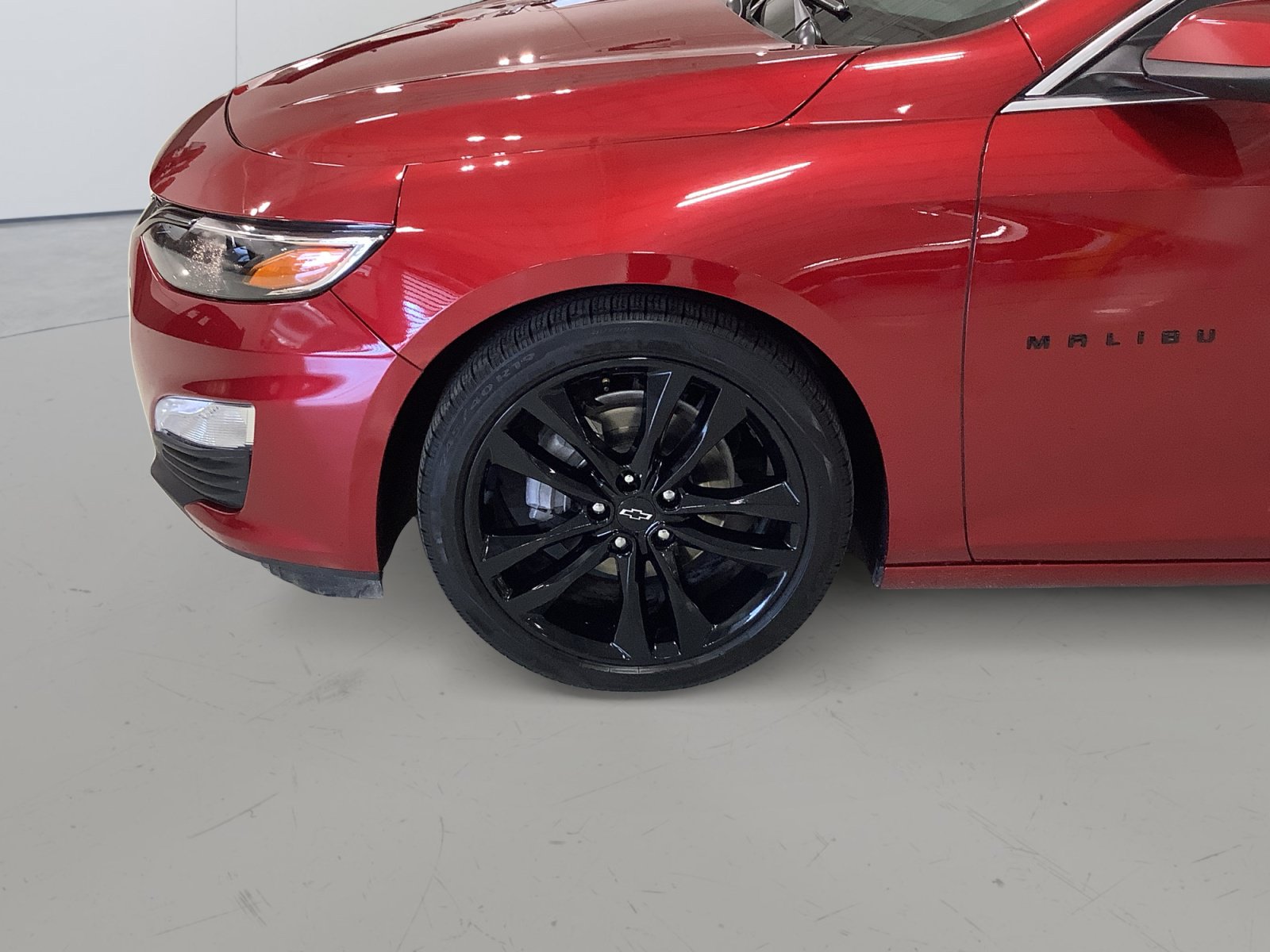 Used 2025 Chevrolet Malibu LT w/ Sport Edition FWD image 9