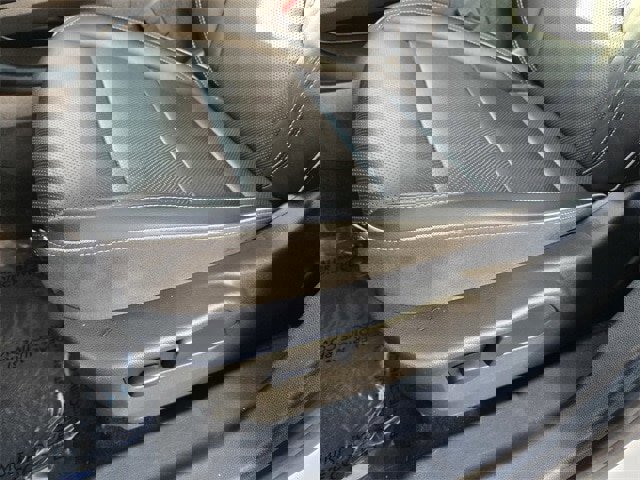 Used 2023 Buick Envision Essence image 11