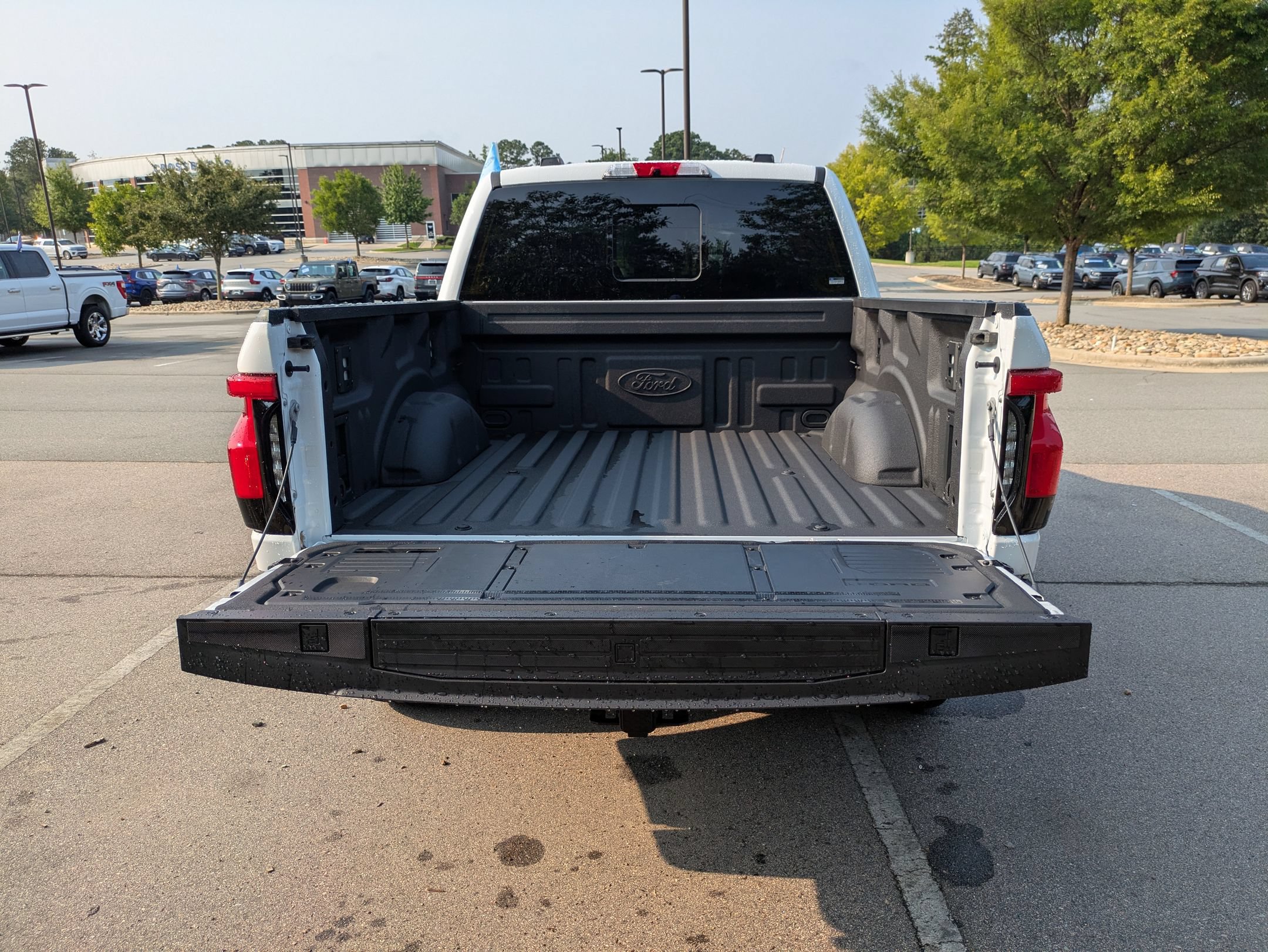 Certified 2025 Ford F150 Lightning Lariat AWD/4WD image 37