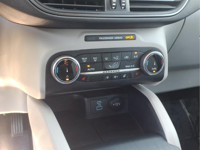 Certified 2023 Ford Escape Active AWD/4WD image 17