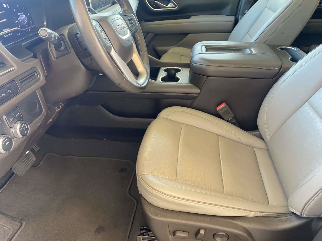 Used 2023 GMC Yukon XL SLT RWD image 13