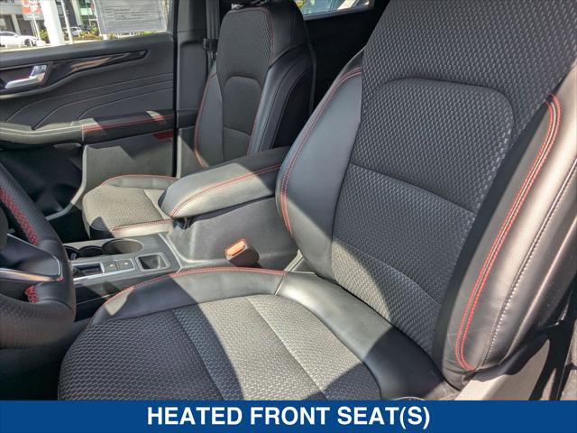 Certified 2023 Ford Escape ST-Line Select w/ Tech Pack #2 AWD/4WD image 13