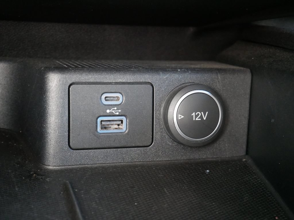 Certified 2021 Ford Escape SE w/ Cold Weather Package AWD/4WD image 26