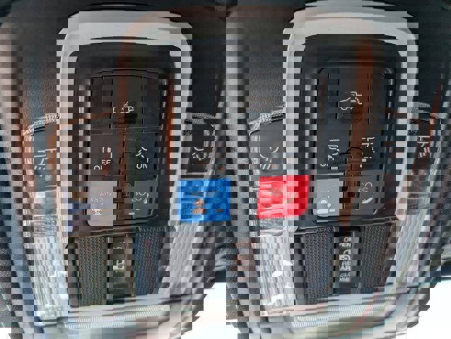 Used 2025 RAM 1500 Big Horn image 13