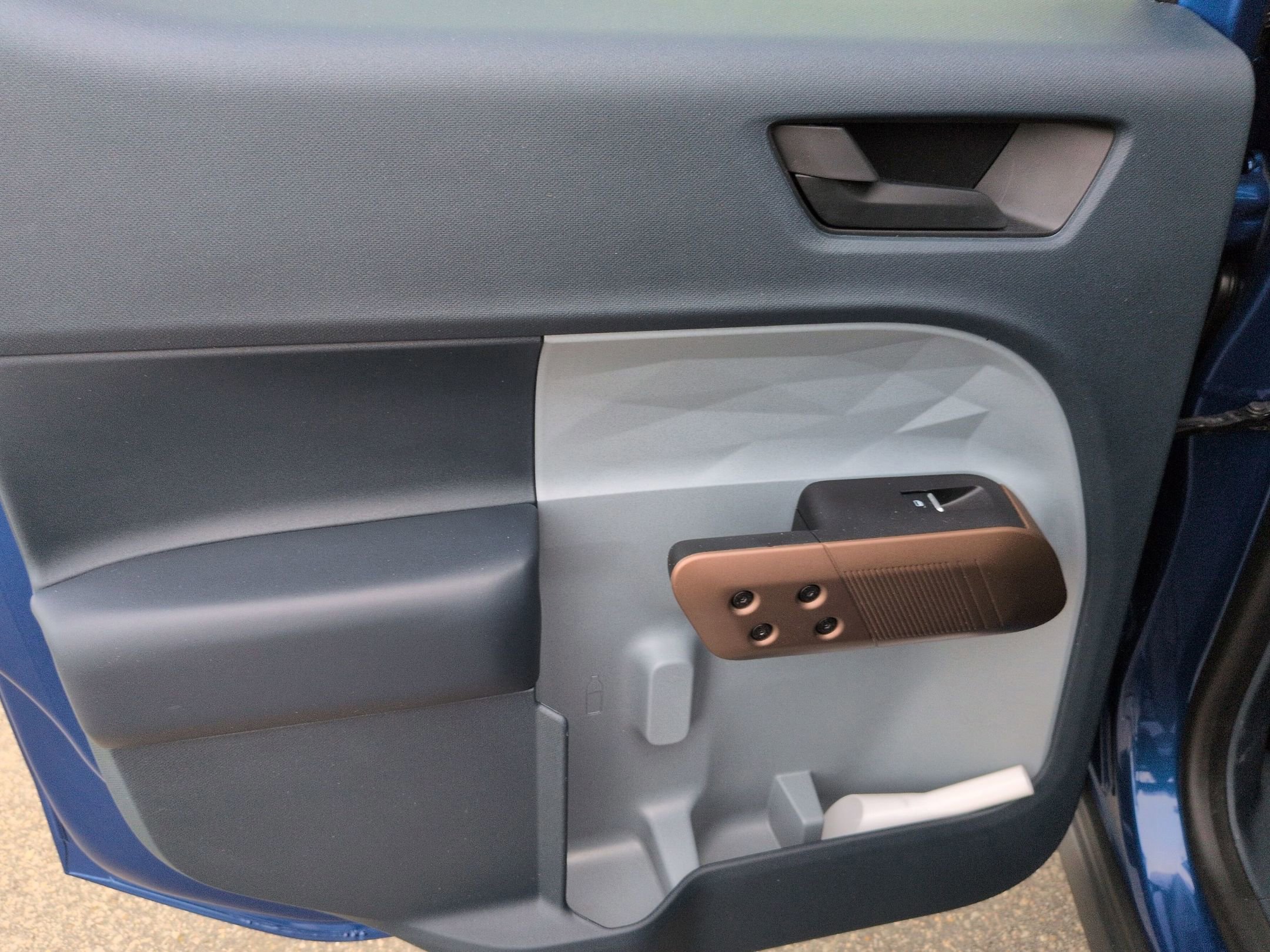 Certified 2024 Ford Maverick Lariat image 28