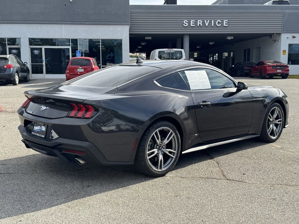 Certified 2024 Ford Mustang Coupe image 5
