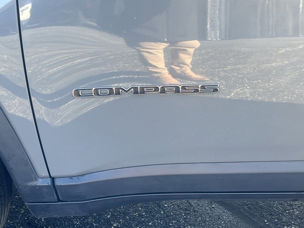 Used 2020 Jeep Compass Limited image 9